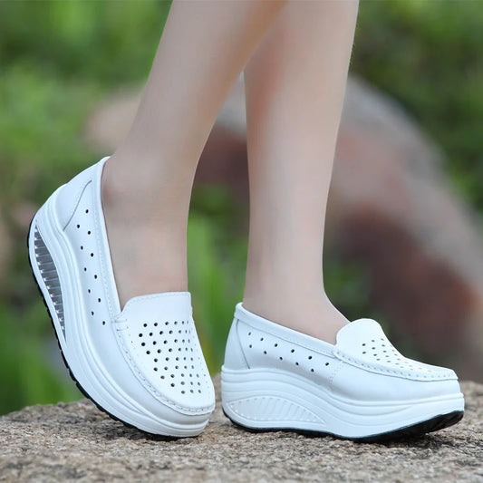 MudiPanda Summer 2017 Women's Shoes Genuine Leather Breathable Shoes Swing Female Shoes Platform Nurse Work Shoes