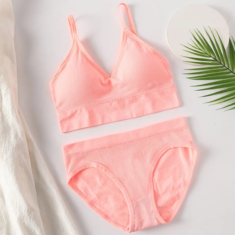 Sexy Women Bra Panties Set High Rise G-String Sports Bra Top Seamless Underwear Fitness Bra Top Female Lingerie Set Intimates