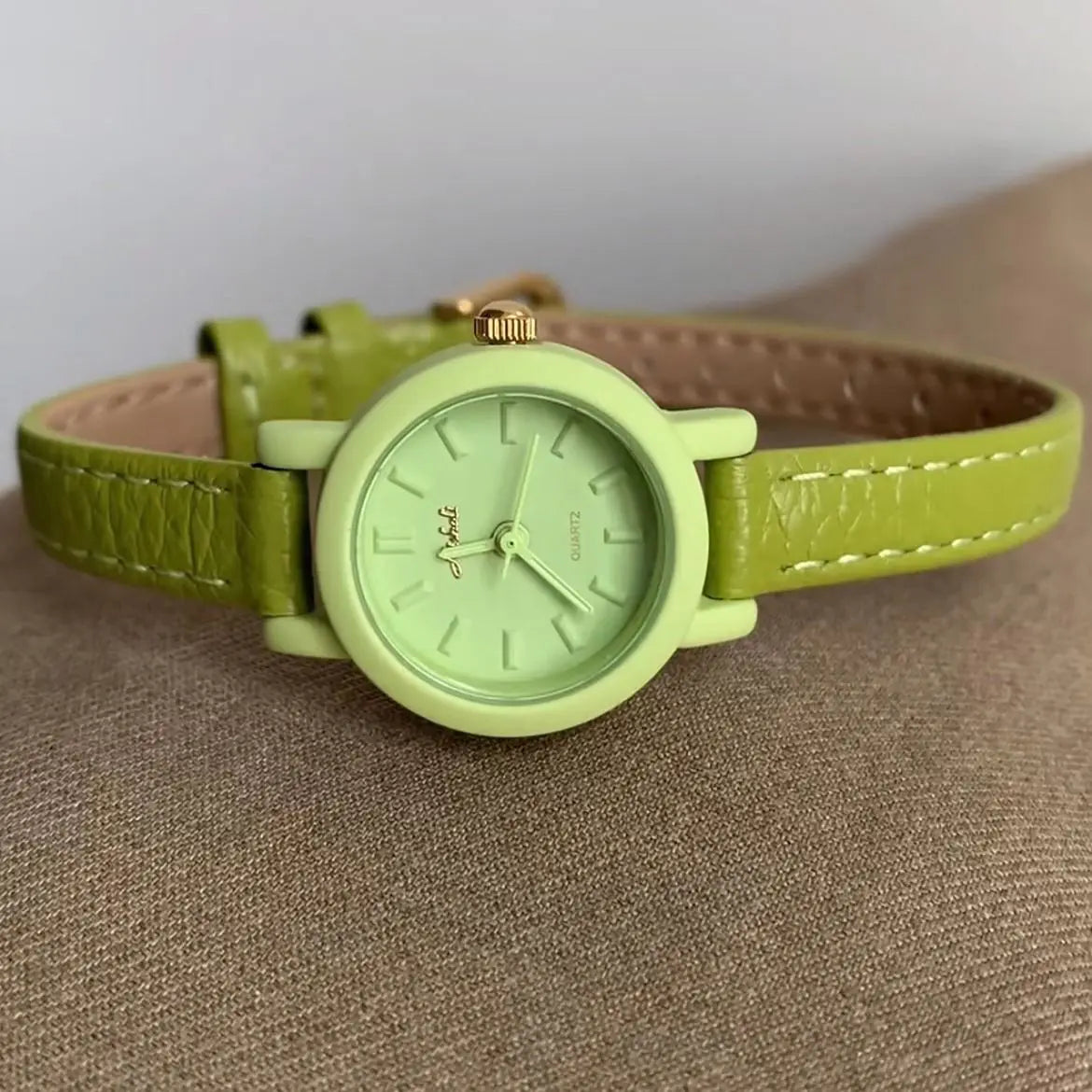 New popular women's watches candy colored Genuine Leather belts Girl cute lady watches student watches small round