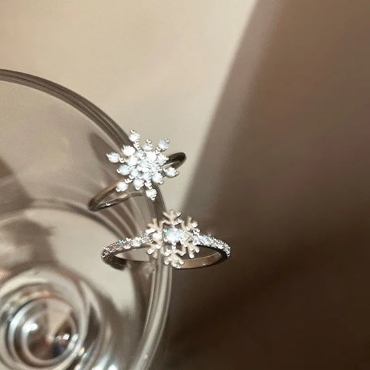 GUFTM Fashion Crystal Snowflake Rings for Women Rotatable Anti Stress Anxiety Zircon Adjustable Ring Christmas Jewelry Gifts