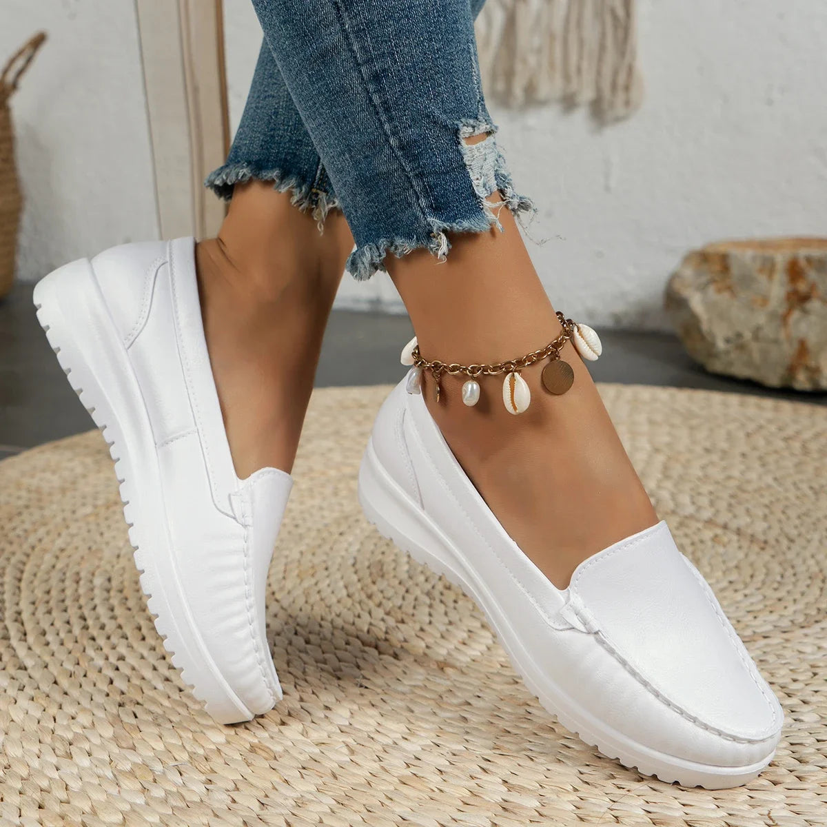 Autumn Nurse Shoes Comfortable Soft Sole Breathable Flat Shoes Non-slip Flat Heel Thick Sole Round Toe Low Heel Women's Shoes