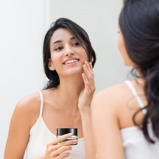 New Eye Cream Fades Fine Lines Anti Dark Circles Eye Serums Remove Eye Bags Firmness Eye Care Dark Circles Under Eye For Women