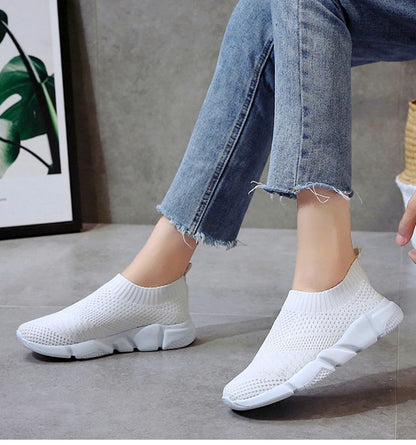 Women Shoes Plus Size Sneakers Women Breathable Mesh Sports Shoes Female Slip On Platform Sneakers White Knit Sock Shoes Casual