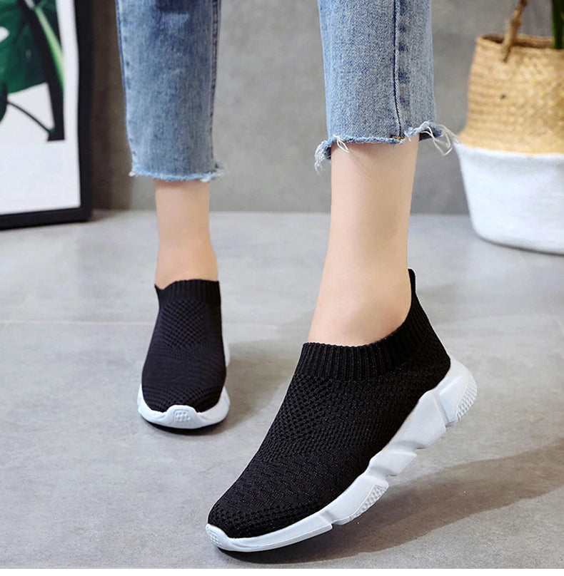 Women Shoes Plus Size Sneakers Women Breathable Mesh Sports Shoes Female Slip On Platform Sneakers White Knit Sock Shoes Casual