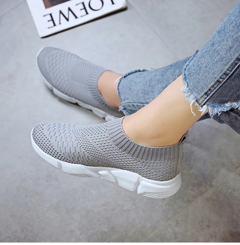 Women Shoes Plus Size Sneakers Women Breathable Mesh Sports Shoes Female Slip On Platform Sneakers White Knit Sock Shoes Casual
