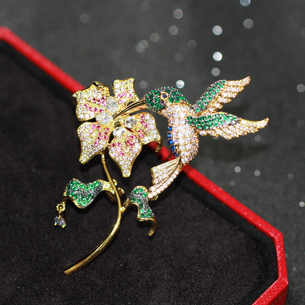 Trendy Floral Blooming Delicate Bird Zircon Exaggerated Brooch Luxury Temperament Flower Gold-plated Brooch Women New Year Gift