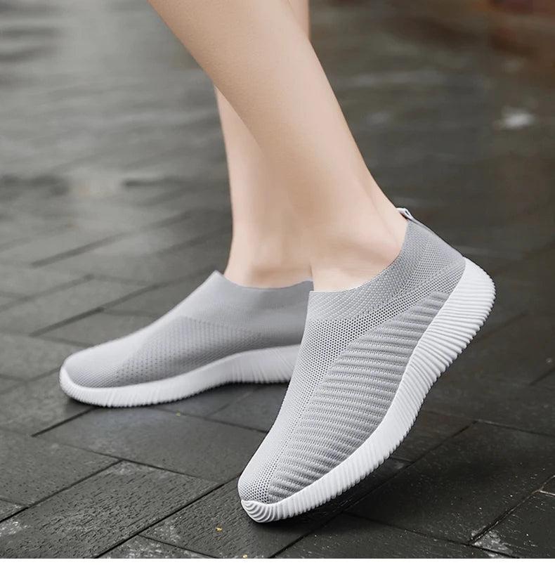 Women Shoes Plus Size Sneakers Women Breathable Mesh Sports Shoes Female Slip On Platform Sneakers White Knit Sock Shoes Casual