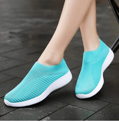 Women Shoes Plus Size Sneakers Women Breathable Mesh Sports Shoes Female Slip On Platform Sneakers White Knit Sock Shoes Casual