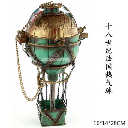 In the 18th century French fire balloon Western restaurant bar hangs home decoration Wrought iron creative gifts