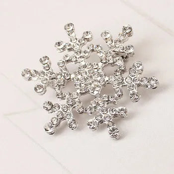 Winter New Lady Fashion Brooch Sparkling Crystal Rhinestones Large Snowflake Brooch Pins Jewelry Brooches Women Christmas Gift