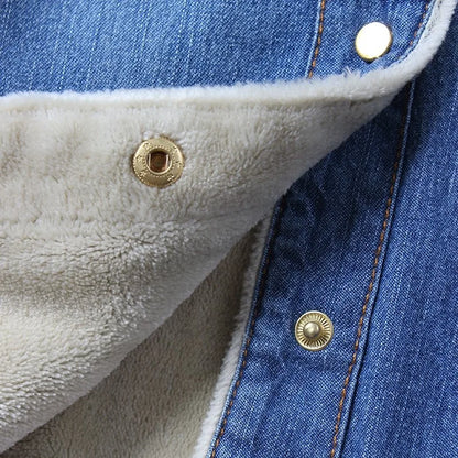 New Winter Ladies Thick Warm Denim Shirts Streetwear Slim Fit Lapel Collar Shirts Female Fleece Lining Jean Shirts S-2XL