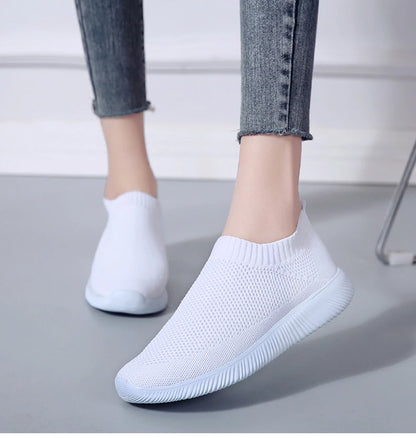 Women Shoes Plus Size Sneakers Women Breathable Mesh Sports Shoes Female Slip On Platform Sneakers White Knit Sock Shoes Casual