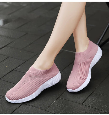 Women Shoes Plus Size Sneakers Women Breathable Mesh Sports Shoes Female Slip On Platform Sneakers White Knit Sock Shoes Casual