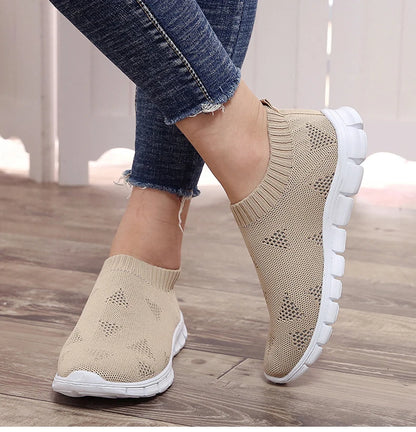 Women Shoes Plus Size Sneakers Women Breathable Mesh Sports Shoes Female Slip On Platform Sneakers White Knit Sock Shoes Casual