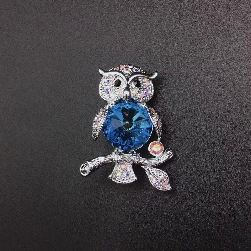 High-Grade Crystal Brooch Owl Luxury Corsage Businese Suit Accessories Exquisite PIIN Scarf Clasp Female Birthday Present