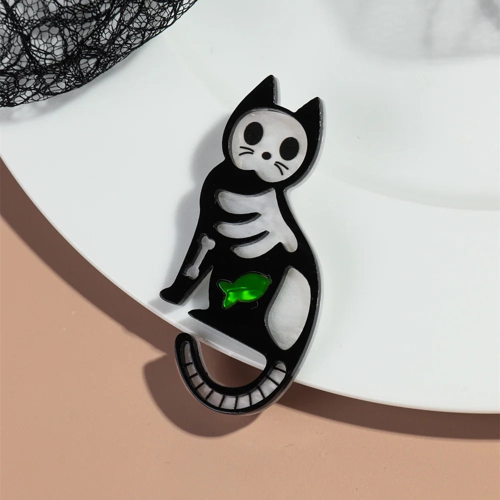 Halloween Day Acrylic Bat Night Light Brooches for Women Glitter Pumpkin Brooch Lapel Pins Clothing 2024 Trend Accessories