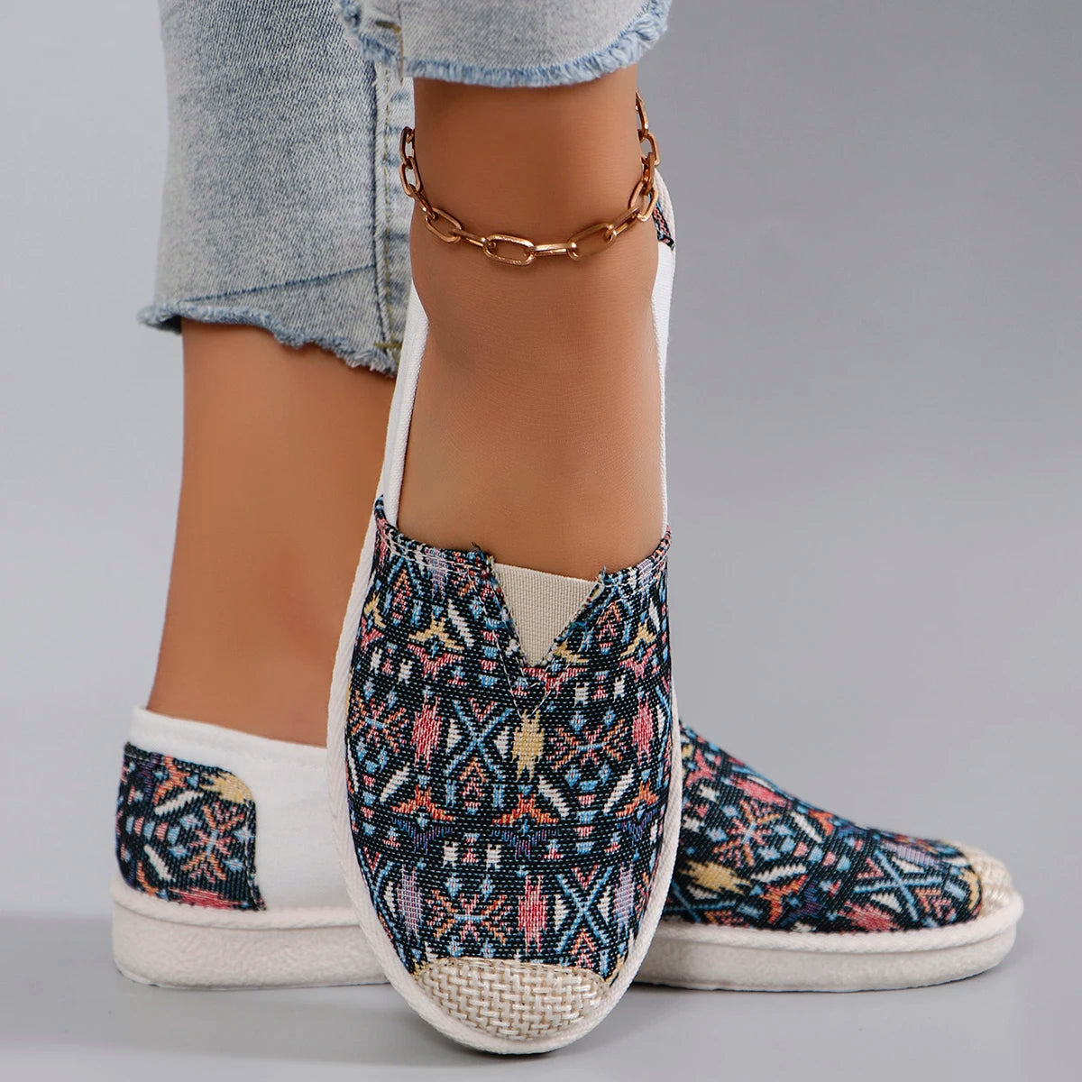 Spring new women's sports shoes, fashionable, breathable, lightweight, non-slip, wear-resistant, casual sports shoes, flat shoes