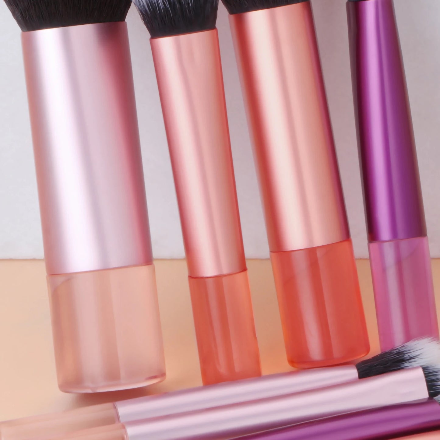 10 color Mini makeup brush Travel portable Makeup Tool Makeup Puff - Palm Brush Professional Makeup tool set Christmas gift