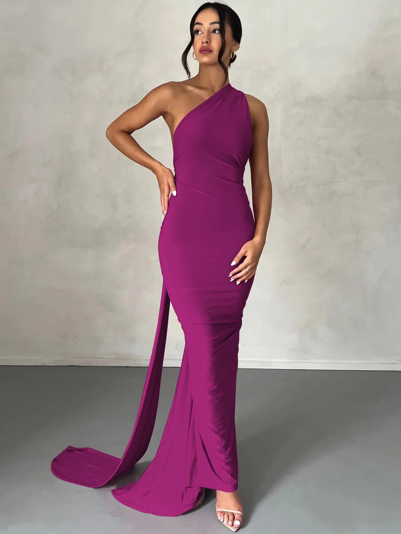 Hugcitar One Shoulder Backless Adjustable Scarf Loop Ruched Sexy Maxi Dress 2025 Women Elegant Y2K Streetwear Festival Outfit