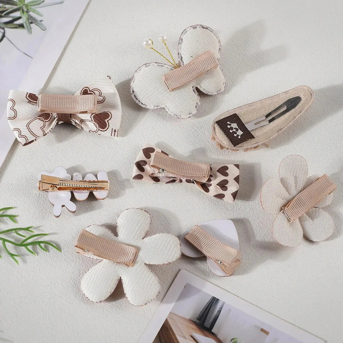 8Pcs/Set Korean Cartoon Hair Clips for Girls Winter Cute Plush Flower Rabbit Hairpins Knitting Barrettes Kids Hair Accessories