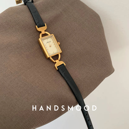 Women's Watches Luxury Fashion Leather Straps Women's Wristwatches High Quality Elegant Woman Watch Luxury Golden Silver Color