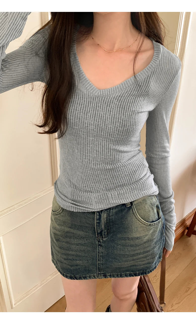 Autumn Sexy Classic V-neck Knitted Female T-shirts New Elastic Fashion Slim Simple Casual Pure Color Long Sleeves Women T-shirts