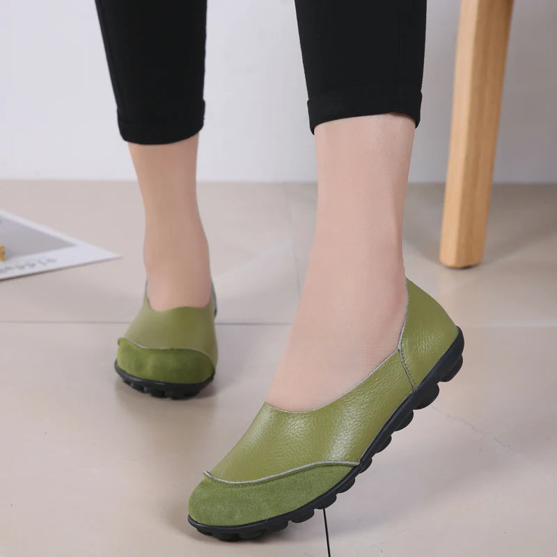 Women's shoes casual flat walking low heel loafers leather solid color large size casual single shoe work shoes44