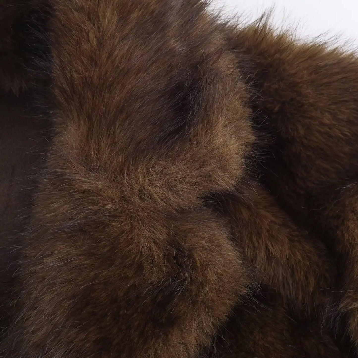 HH Winter Woman Elegant Casual Warm Coat Women Lapel Buttons Pocket Long Sleeves Outwear Reversible Faux Fur Effect Jacket