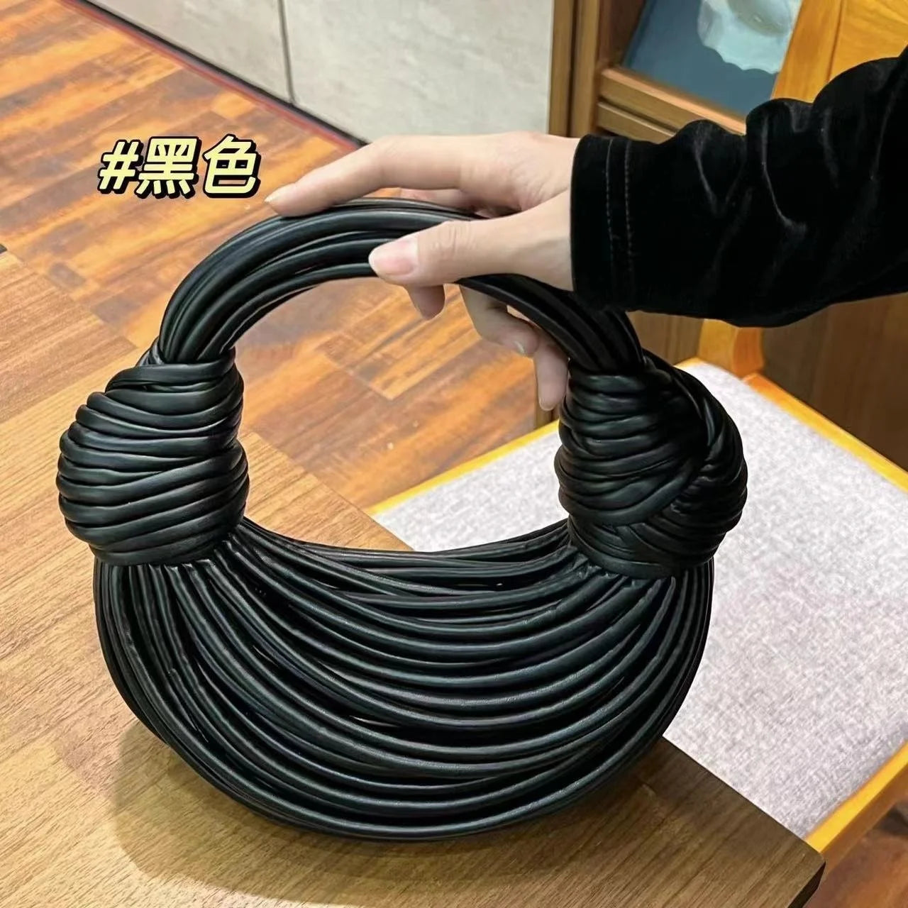 Handbags for Women 2023 New in Gold Luxury Designer Brand Handwoven Noodle Bags Rope Knotted Pulled Hobo Silver Evening Clutch