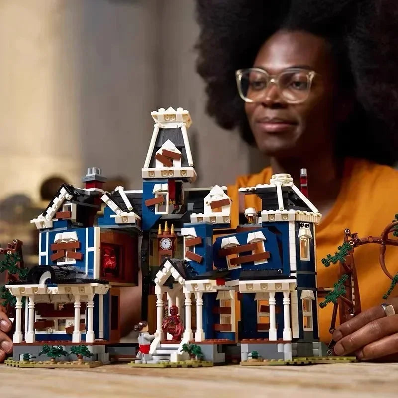 IN STOCK 2026 New Ideas Science TV Series Stranger Event Creel House Sets City Architecture 11370 Builing Blocks Kid Toys Gift