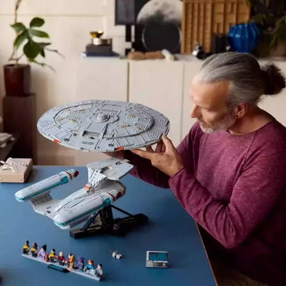 3600Pcs New Version Star Trek USS Enterprise NCC-1701-D Large Building Blocks Set Model Display Gift for Adults & Kids