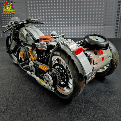 HUIQIBAO 808PCS MOC Technial Motorbike Building Model Blocks City Moto Racer Bricks Toy for Kids Boy Children Adult Car Set