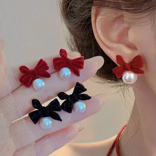 2024 New Fashion Flocking Bowtie Pearl Pendant Earrings French Retro Bowknot Girl Ear Stud Velvet Bow New Year Earring Jewelry