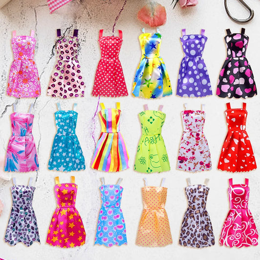 32pcs Toy Doll Decorative Polyester Fairy Clothes Mini Doll Sets Random Style for Changing Doll Clothes