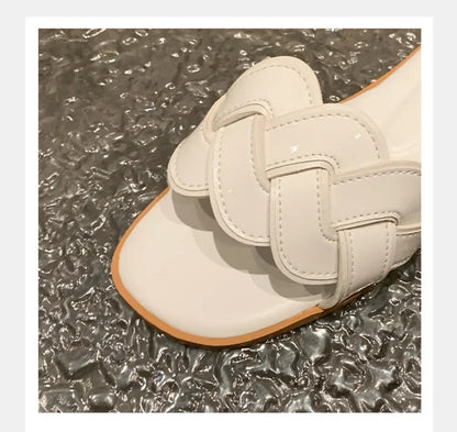 Summer 2025 New Women's Slippers Summer Square Toe Flat Shoes Women's Wide Version Slippers Sandals Outdoor Daily Casual Shoes