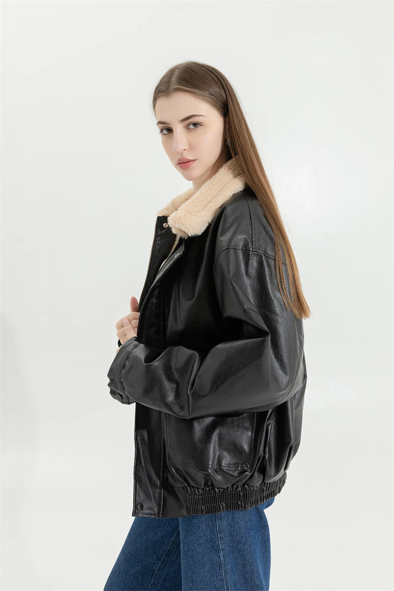 Winter Women's Fur Leather Jacket Long Sleeved Loose Warm Lamb Wool Vintage Thickened Locomotive Lapel Female PU Motorcycle Coat