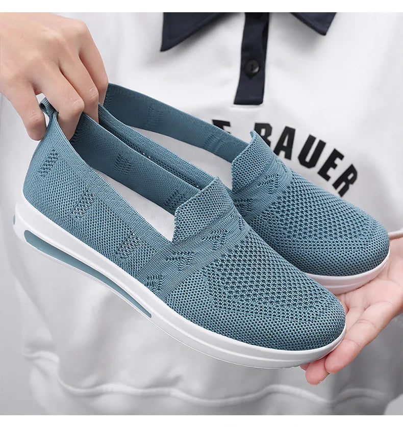 Autumn Women's Slip On Loafers Breathable Mom Soft Flats Classic Office Shoes Knitted Tennis Walking Shoes Sock Sneakers