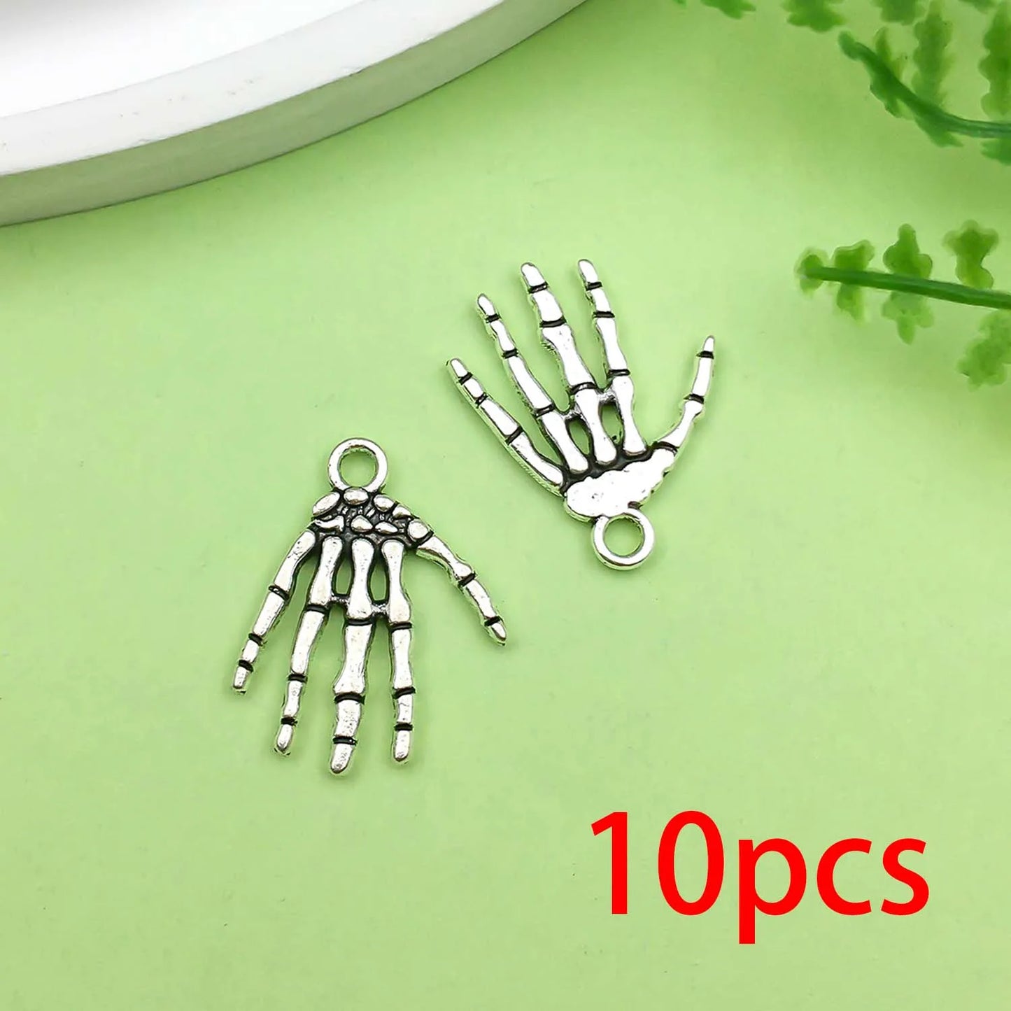 10/12pcs Halloween Decorate Charms Alloy Skull moth,Spider,Bull Head,bat Pendants for DIY Jewelry Making Accessories