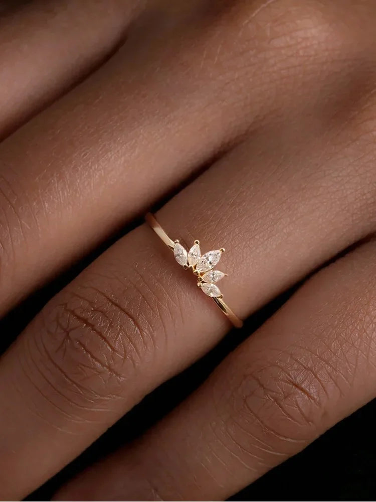 925 Sterling Silver Classic Delicate Gorgeous Zircon crown Rings for Women Wedding Engagement Fashion High Quality Fine Jewelry