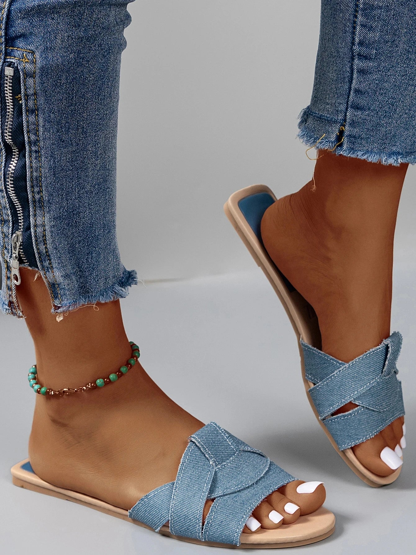 Luxury Designer Women Sandals 2025 New Woven with Comfortable Women's Sandals Casual Bottom Summer Flat Woman Slippers