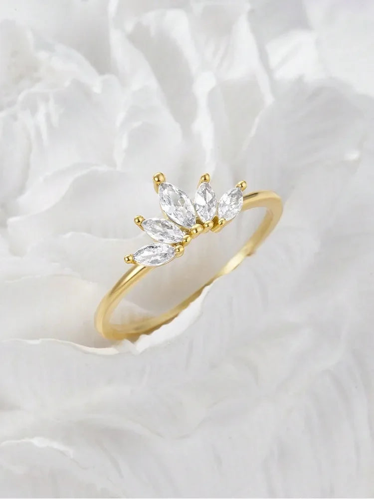 925 Sterling Silver Classic Delicate Gorgeous Zircon crown Rings for Women Wedding Engagement Fashion High Quality Fine Jewelry