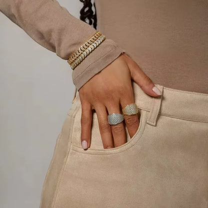 Two Tone Gold Color Paved 5A Cubic Zirconia CZ Moon Shaped Charm Link Chain Fashion Women Bracelet 2025 Gift