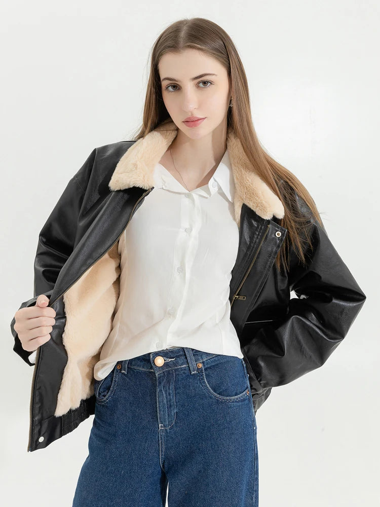 Winter Women's Fur Leather Jacket Long Sleeved Loose Warm Lamb Wool Vintage Thickened Locomotive Lapel Female PU Motorcycle Coat