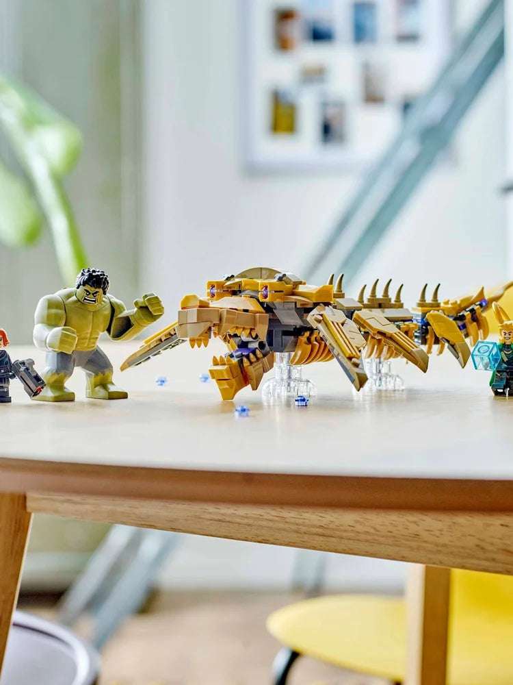 LEGO 76290 Marvel Avengers vs. Leviathan Monsters, Hulk and Captain America, Loki, Black Widow and Chita Ray mini characters