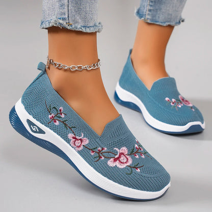 Spring and Autumn New Women's Sports Shoes Fashionable Breathable Lightweight Non-Slip Wear-Resistant Casual Sports Shoes Flat Shoes Loafers