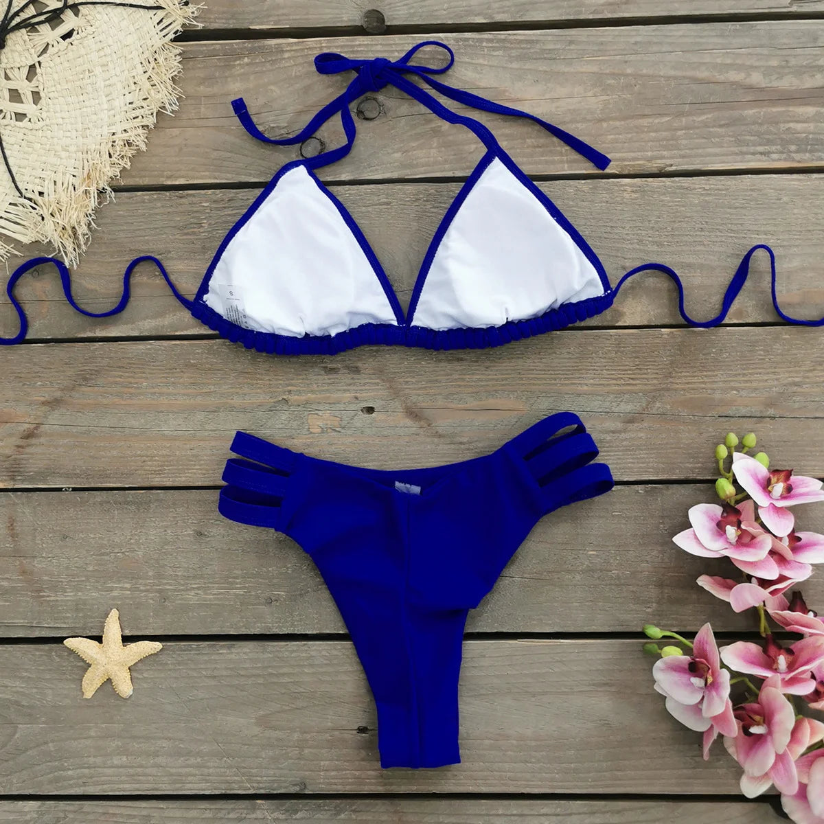 Comfortable Brazilian G-String Swimwear Bandage Stripes Trim Halter Female Bikini Set 2024 New Fashion Chest Pad Beachwear