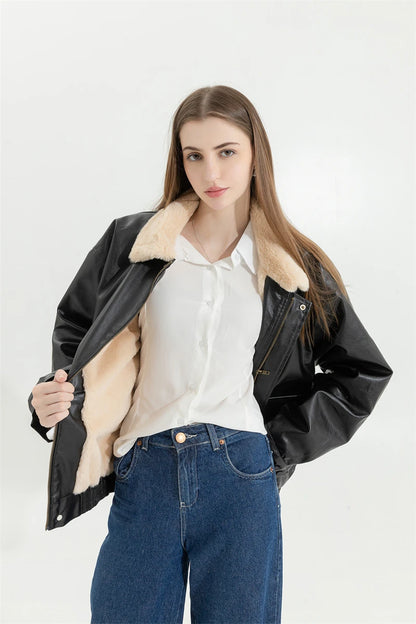Winter Women's Fur Leather Jacket Long Sleeved Loose Warm Lamb Wool Vintage Thickened Locomotive Lapel Female PU Motorcycle Coat
