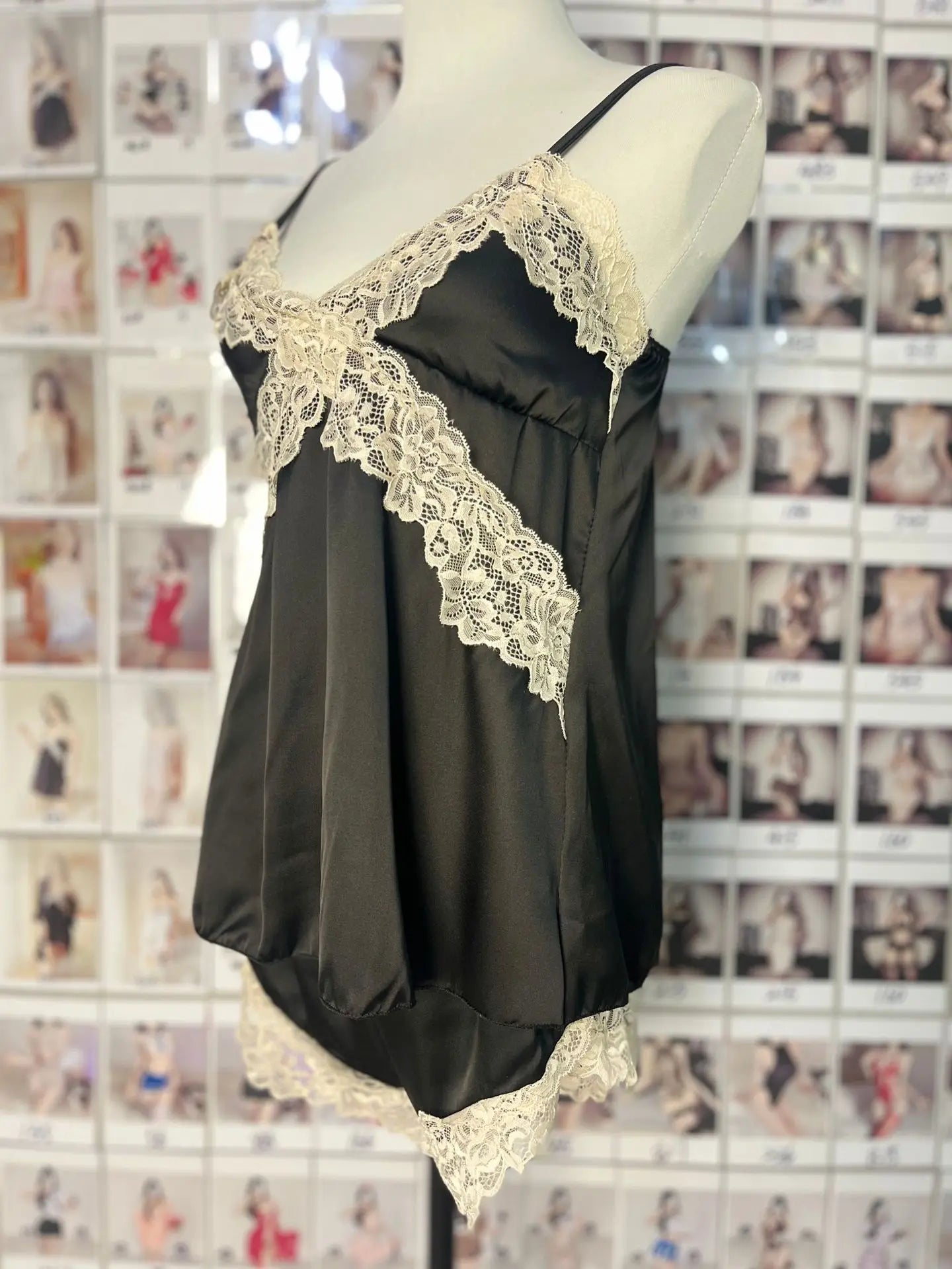 Womens Sexy Satin Pajama Set Lace Trim Cami Top Shorts Lingerie Sleepwear Silky Black Cream V Neck Spaghetti Strap Two Piece