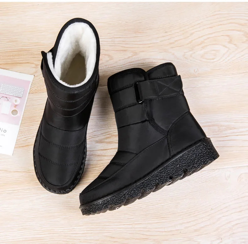 Waterproof Winter Boots for Women 2025 New Faux Fur Long Plush Snow Boots Woman Platform Shoes Warm Cotton Couples Ankle Boots