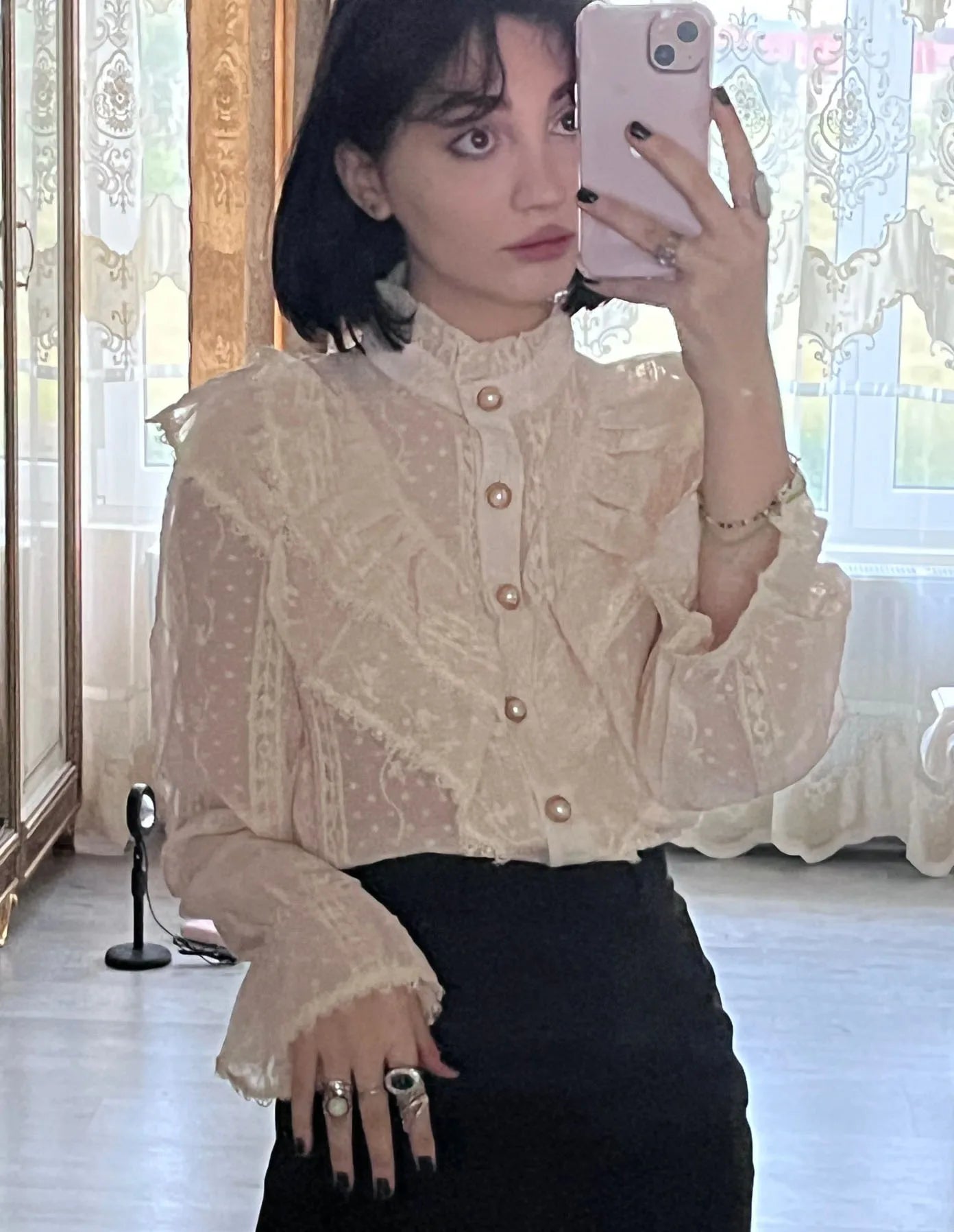 Spring Fashion  Long Sleeve Loose Button Women Shirt Elegant Stand Collar Pleated Tops Casual Ruffle Lace Blouse Blusas 15832